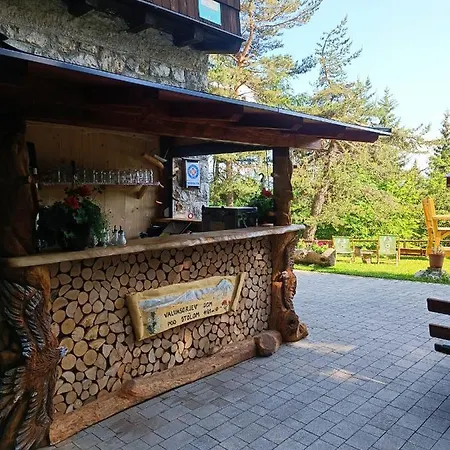 Hostel Valvasorjev Dom Pod Stolom